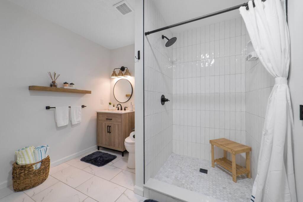 New Modern Bungalow Close To Downtown! Fully Fenced Yard St. Augustine Exterior foto