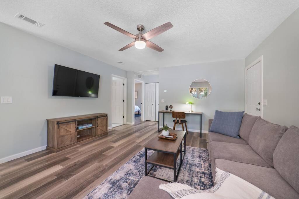 New Modern Bungalow Close To Downtown! Fully Fenced Yard St. Augustine Exterior foto